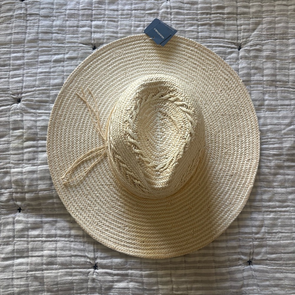 NWT Universal Thread hat - Picture 2 of 5